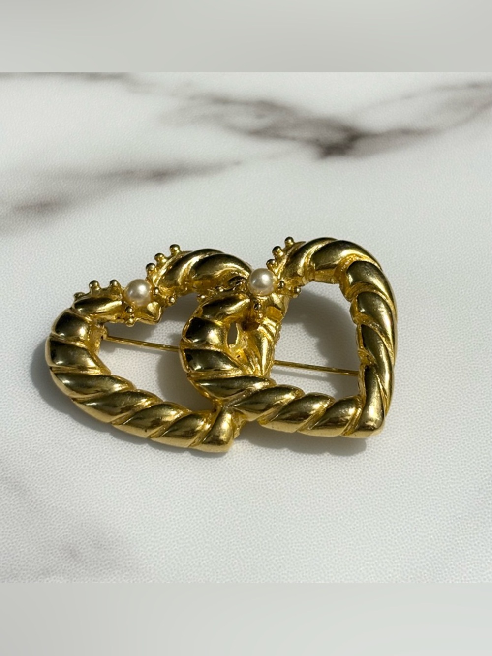 Twisted Hearts Gold Tone Brooch Pin with Faux Pearl Accents